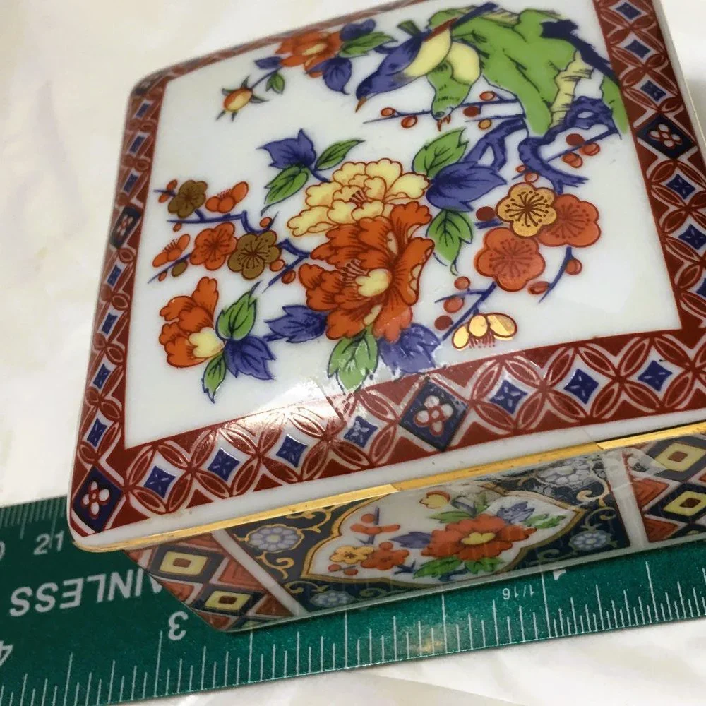 Vintage porcelain trinket